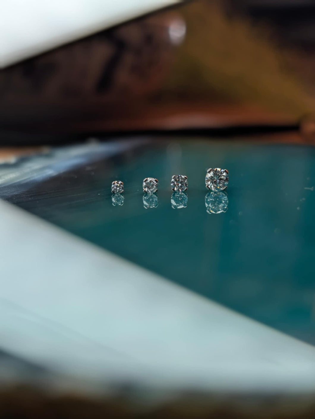 Classic Diamond Prong set 3mm Helix/ Lobe sizing